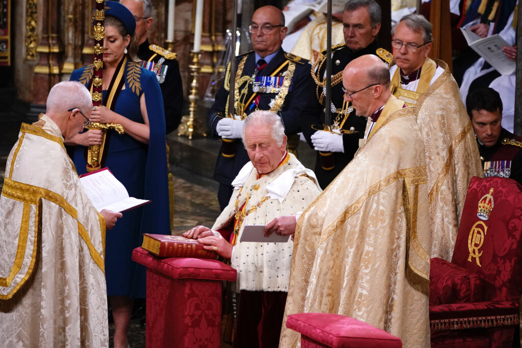 His Majesty takes the Coronation oath